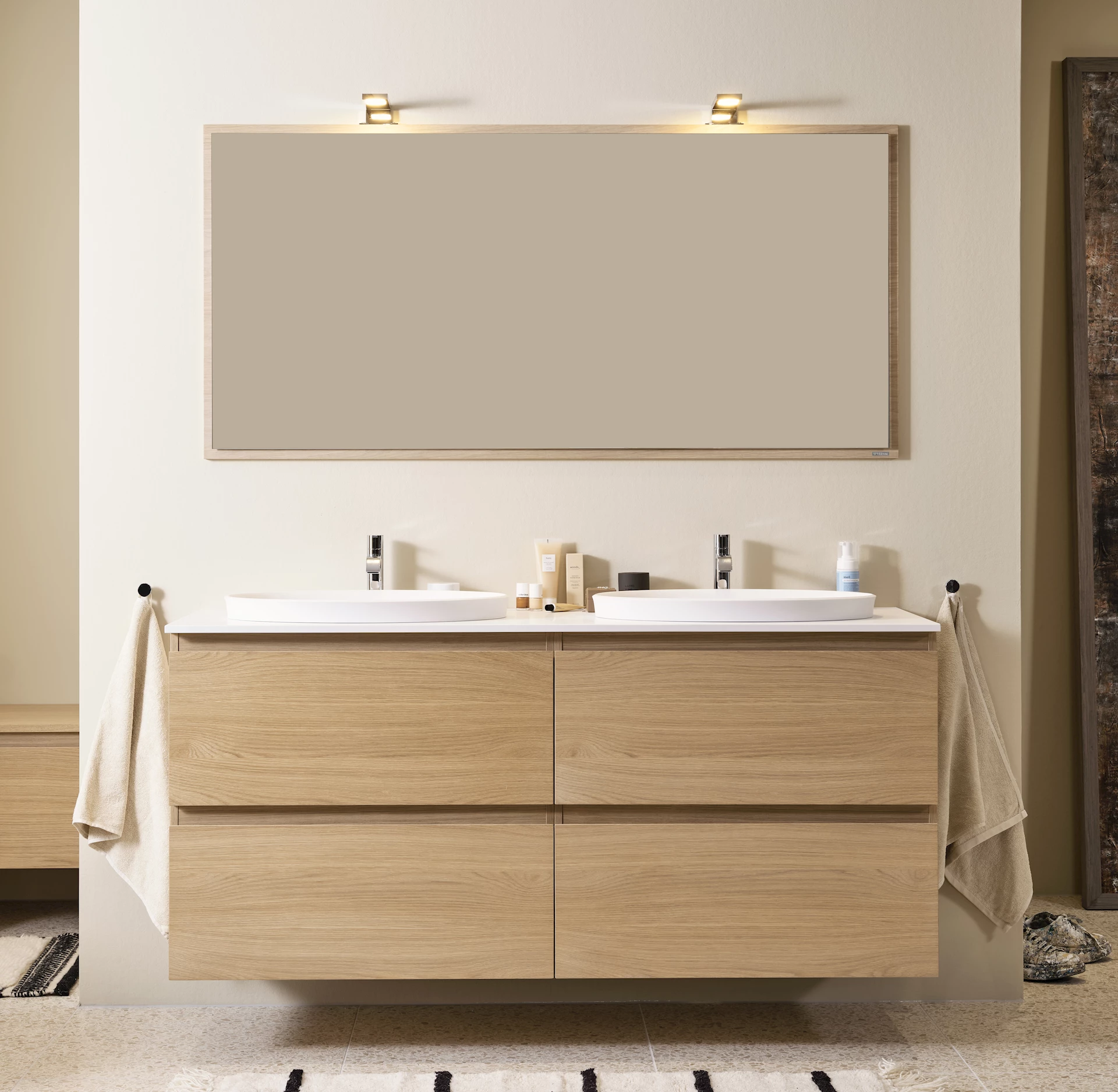 VB2022011 - Flow 1500 Hvitpigmentert eik - 